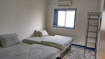 The Lodge for Cyclists - Hostel