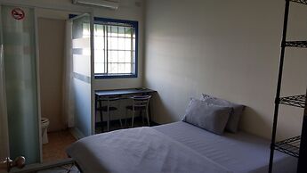 The Lodge for Cyclists - Hostel