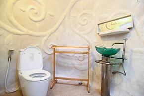 Naidee Sculptured Huts