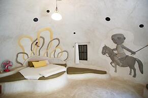 Naidee Sculptured Huts