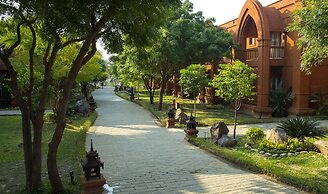 Heritage Bagan Hotel