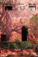 Amdaeng Bangkok Riverside Hotel