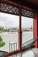 Amdaeng Bangkok Riverside Hotel
