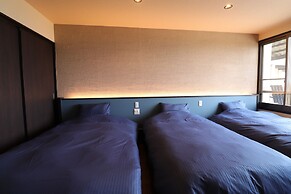 Yakushidaira Akanejyuku