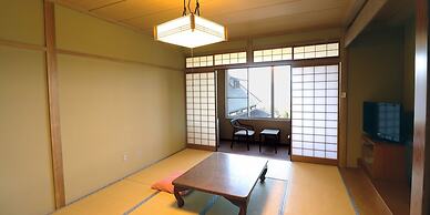 Yakushidaira Akanejyuku