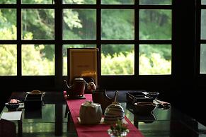 Yakushidaira Akanejyuku