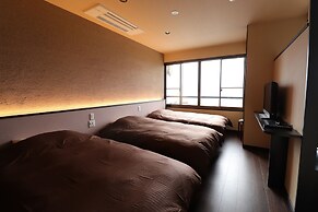 Yakushidaira Akanejyuku