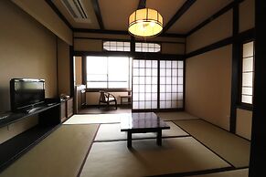 Yakushidaira Akanejyuku