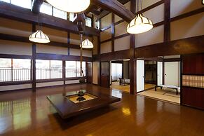 Yakushidaira Akanejyuku