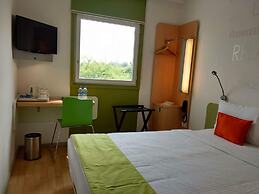 Ginger Hotel Lucknow