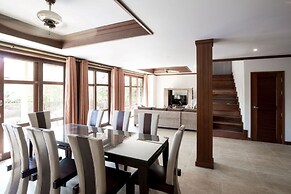 4 Bedroom Villa TG48 on beachfront resort SDV288-By Samui Dream Villas