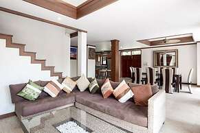 4 Bedroom Villa TG48 on beachfront resort SDV288-By Samui Dream Villas