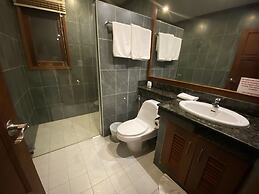 4 Bedroom Villa TG48 on beachfront resort SDV288-By Samui Dream Villas