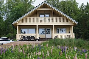 Hjortö Stugor & Stockhus