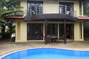 4 Bedroom Villa TG43 on Beachfront Resort SDV287-By Samui Dream Villas