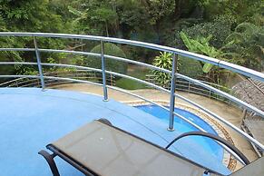 4 Bedroom Villa TG43 on Beachfront Resort SDV287-By Samui Dream Villas