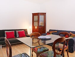 Cortile Banchi Vecchi