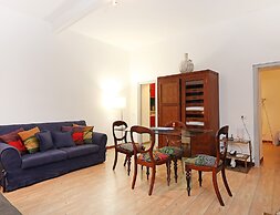 Cortile Banchi Vecchi