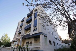 Aqarco Shmaisani Apartment