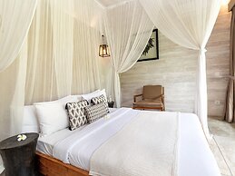 Villa Little Mannao by Villa Finder