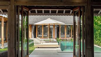 Villa Du Ho by Villa Finder