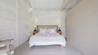 Villa Du Ho by Villa Finder