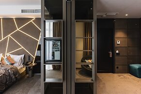 Noble Boutique Hotel