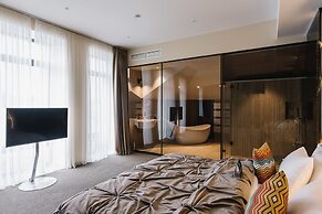 Noble Boutique Hotel