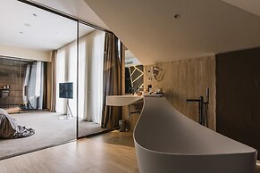 Noble Boutique Hotel