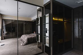 Noble Boutique Hotel