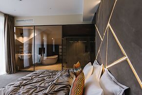 Noble Boutique Hotel