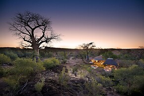 Baobab Hill Bush House