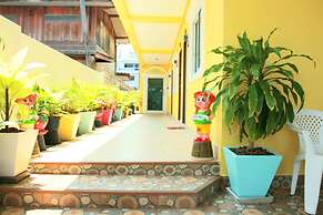 Perm Poon Sup Apartment