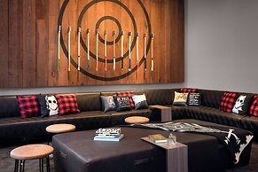 MOXY Seattle Downtown
