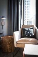 MOXY Seattle Downtown