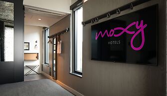 MOXY Seattle Downtown