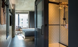 MOXY Seattle Downtown