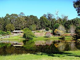 Pemberton Lake View Chalets