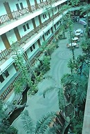 Chaikanathani Hotel