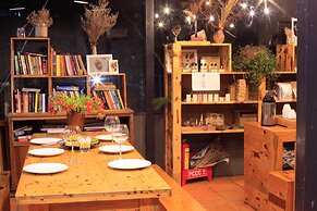 The Lake House Dalat - Hostel