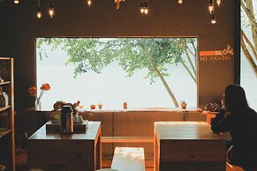 The Lake House Dalat - Hostel