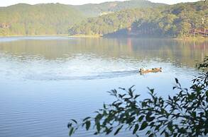 The Lake House Dalat - Hostel