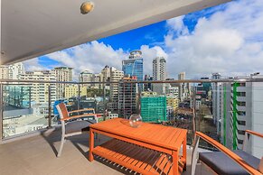 Penthouse With Balcony And Panorama View