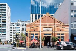 Penthouse With Balcony And Panorama View