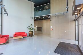 Penthouse With Balcony And Panorama View