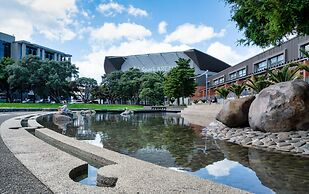 Penthouse With Balcony And Panorama View