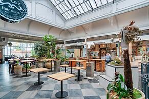 Penthouse With Balcony And Panorama View