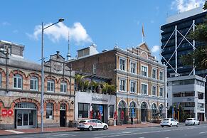 Penthouse With Balcony And Panorama View