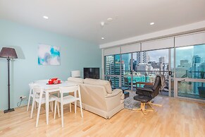 Penthouse With Balcony And Panorama View