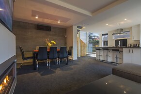 15 Melbourne by Staysouth